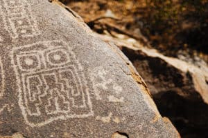 Petroglyphe chamanique diaguita dans le Valle de los Encantos (vallée des enchantements), près de la ville de Ovalle, au Chili