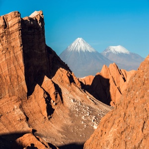 montagnes de sel dans le salar d'Atacama au Chili